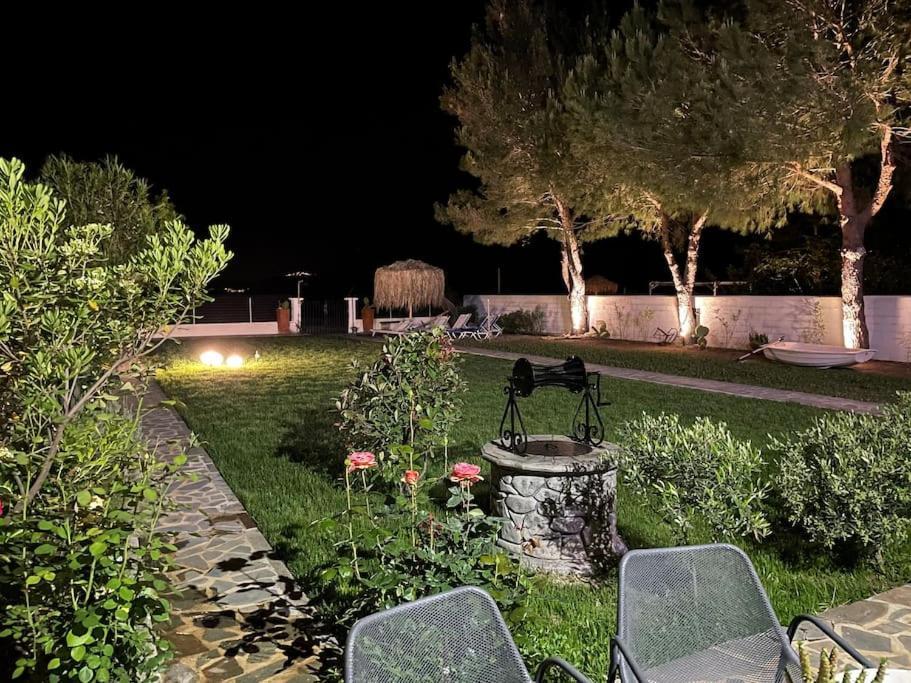 Pampas Seafront Villa, 6 Bedrooms, North Evvoia Kanatadhika Luaran gambar