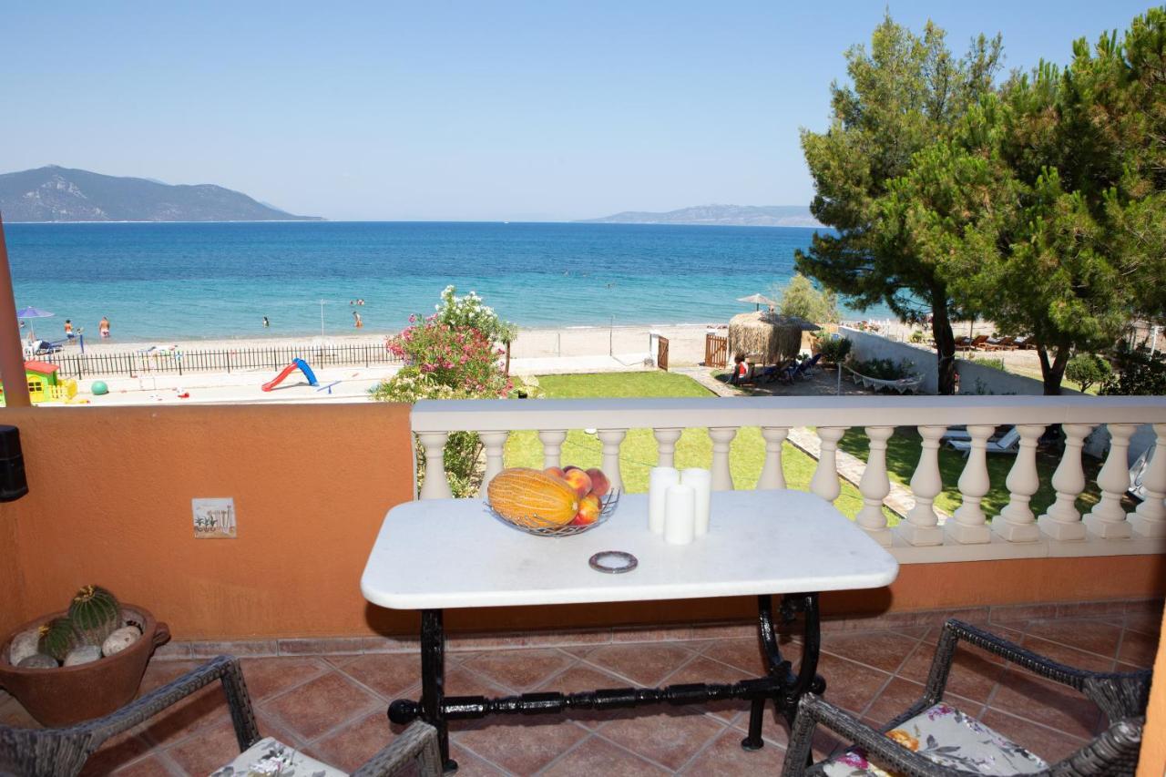 Pampas Seafront Villa, 6 Bedrooms, North Evvoia Kanatadhika Luaran gambar