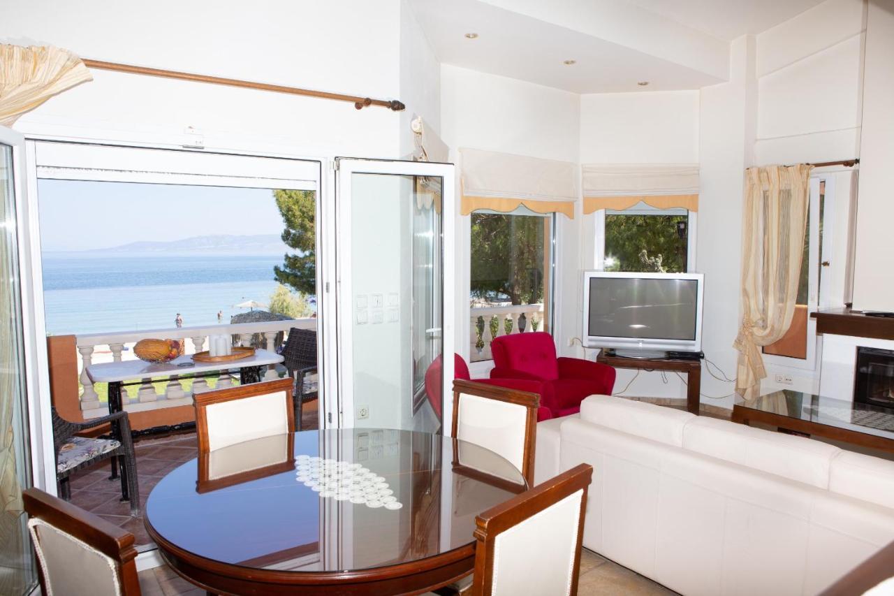 Pampas Seafront Villa, 6 Bedrooms, North Evvoia Kanatadhika Luaran gambar