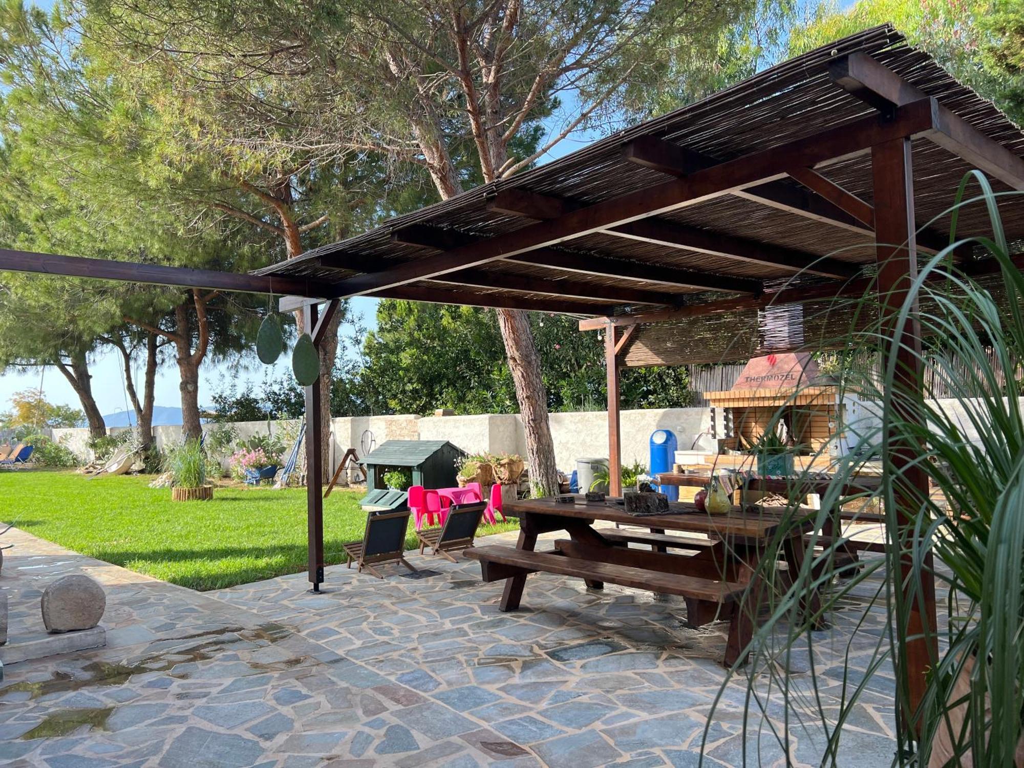 Pampas Seafront Villa, 6 Bedrooms, North Evvoia Kanatadhika Luaran gambar